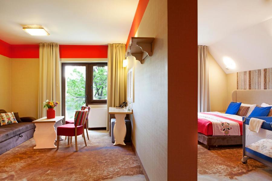 Hotel Piwniczna Spa&Conference Buitenkant foto