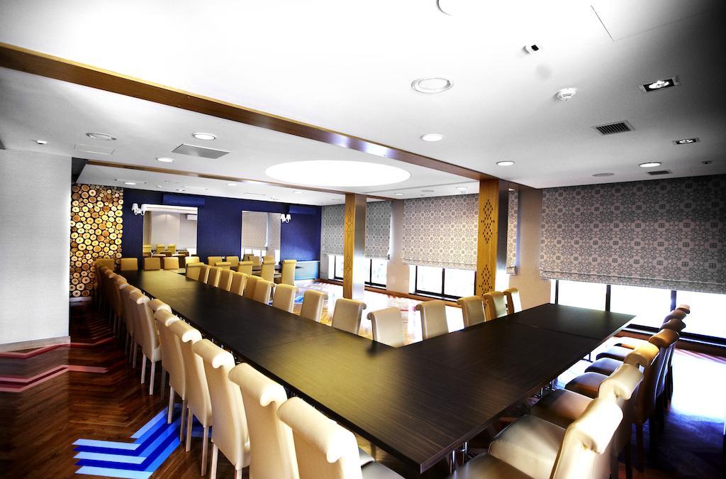 Hotel Piwniczna Spa&Conference Buitenkant foto